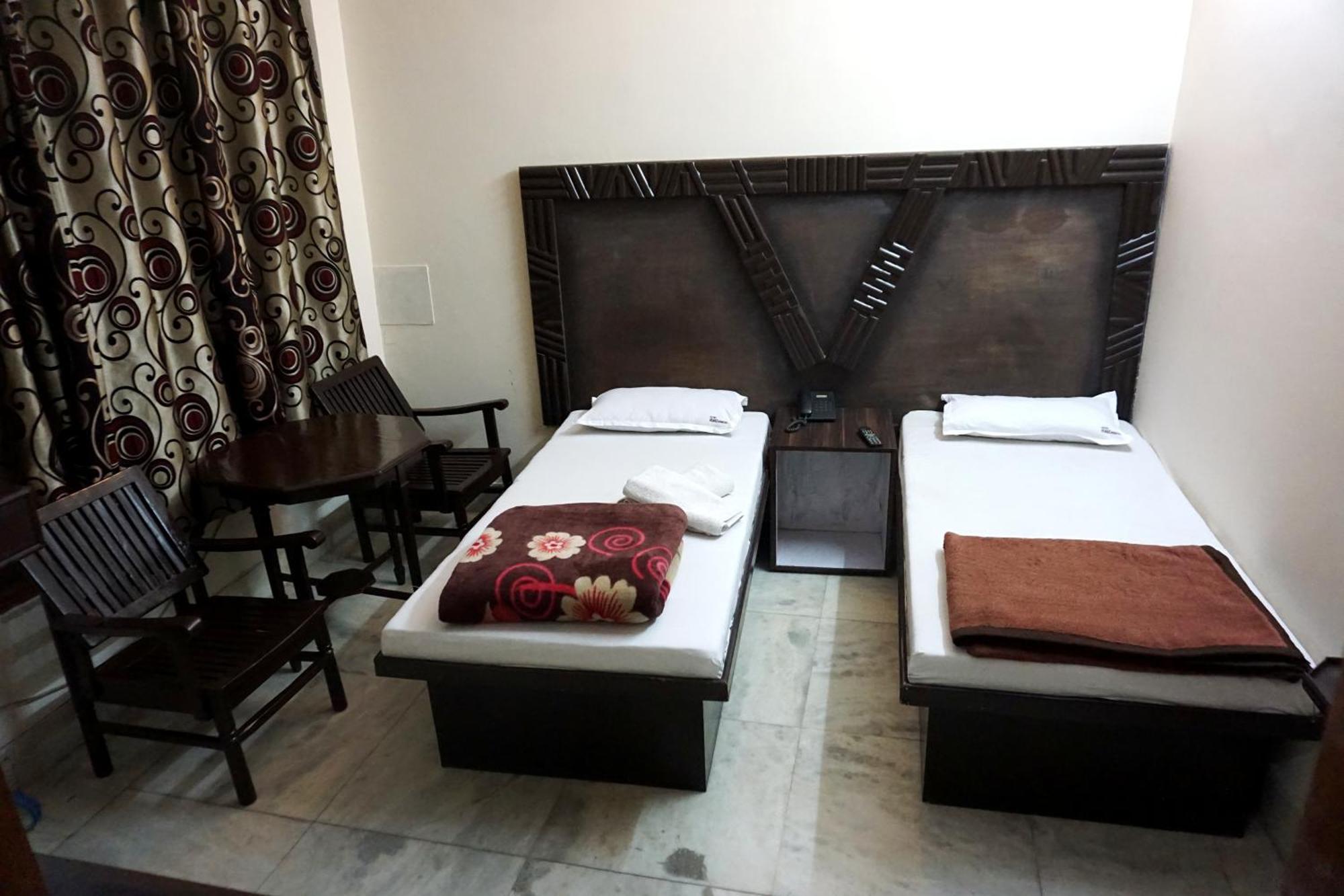 Hotel Venus International Új-Delhi Kültér fotó