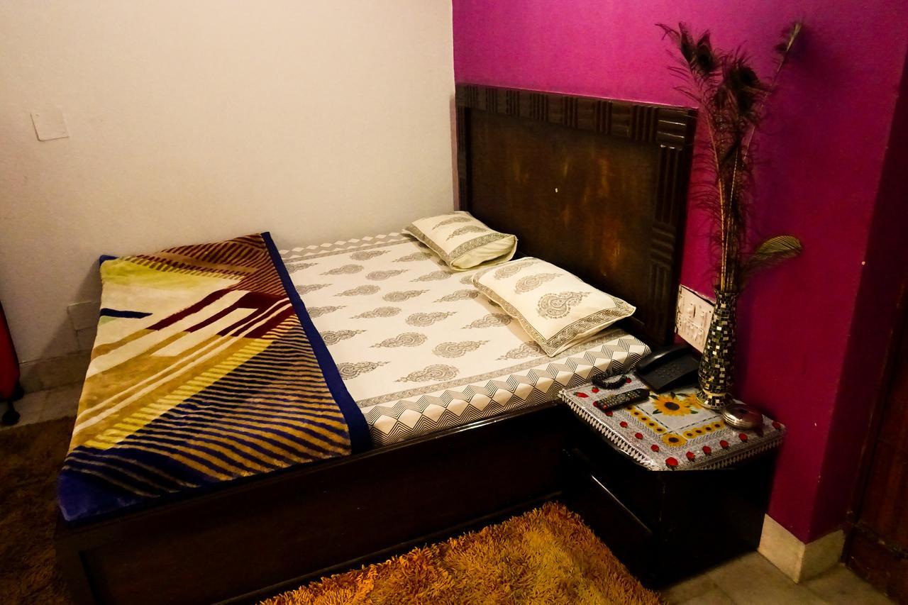 Hotel Venus International Új-Delhi Kültér fotó